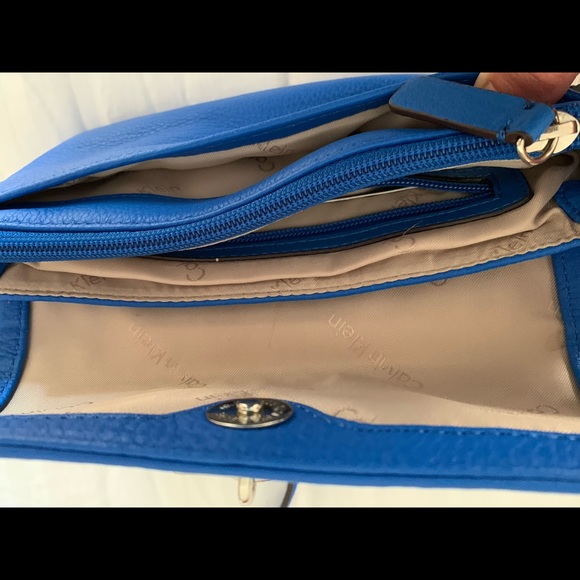 Calvin Klein crossbody bag - Picture 3 of 4